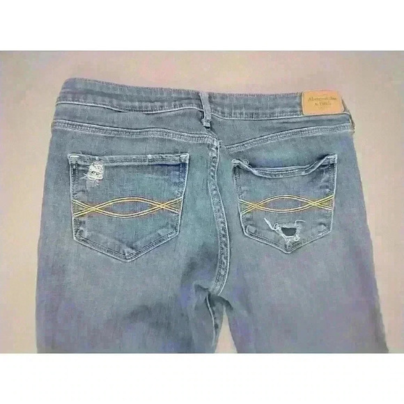 Abercrombie & Fitch Womens 6S Jeans 28x31 The A&F Boot Button Fly Distressed - Picture 10 of 13